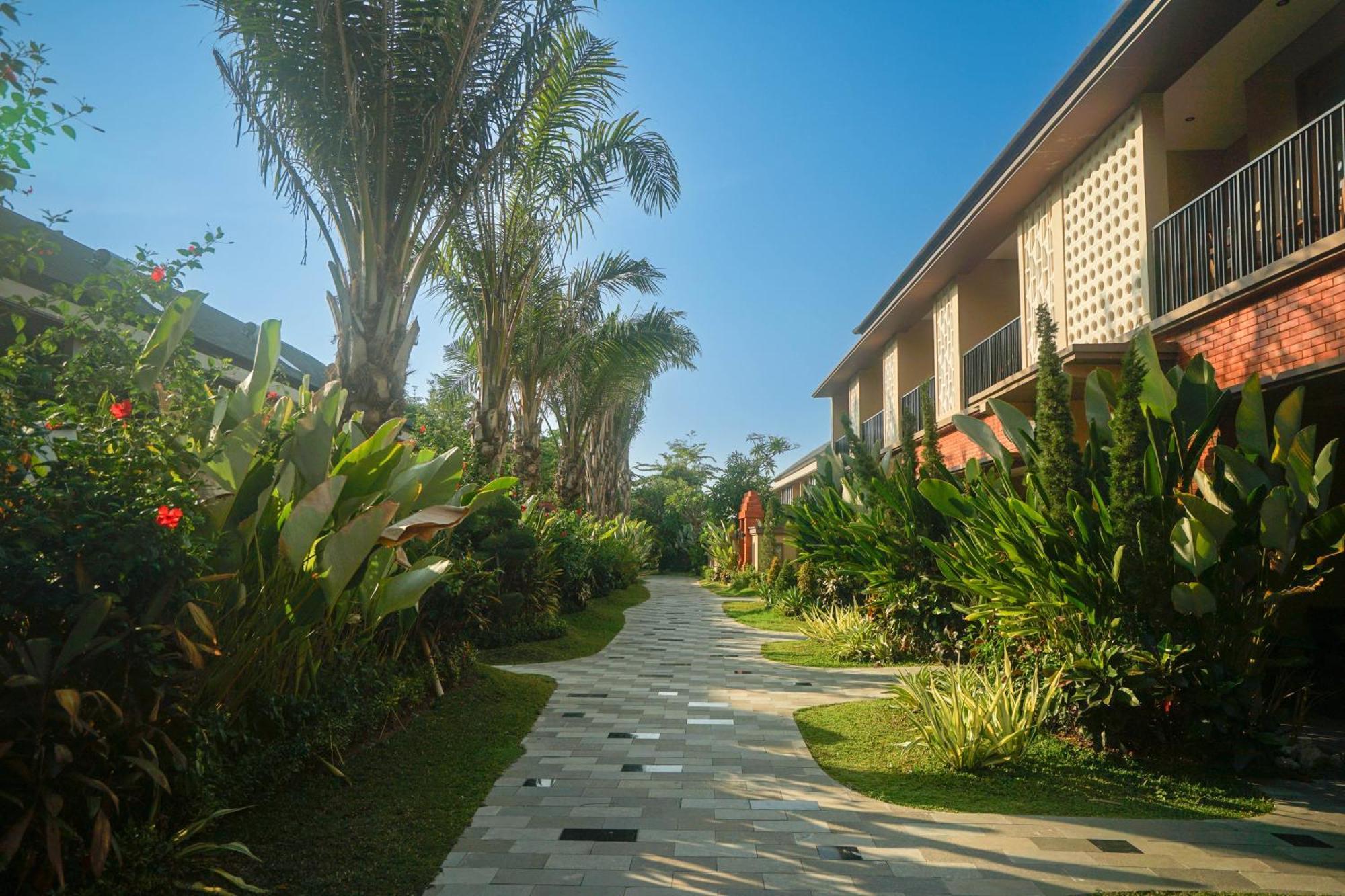 The Grand Villandra Resort Lovina מראה חיצוני תמונה